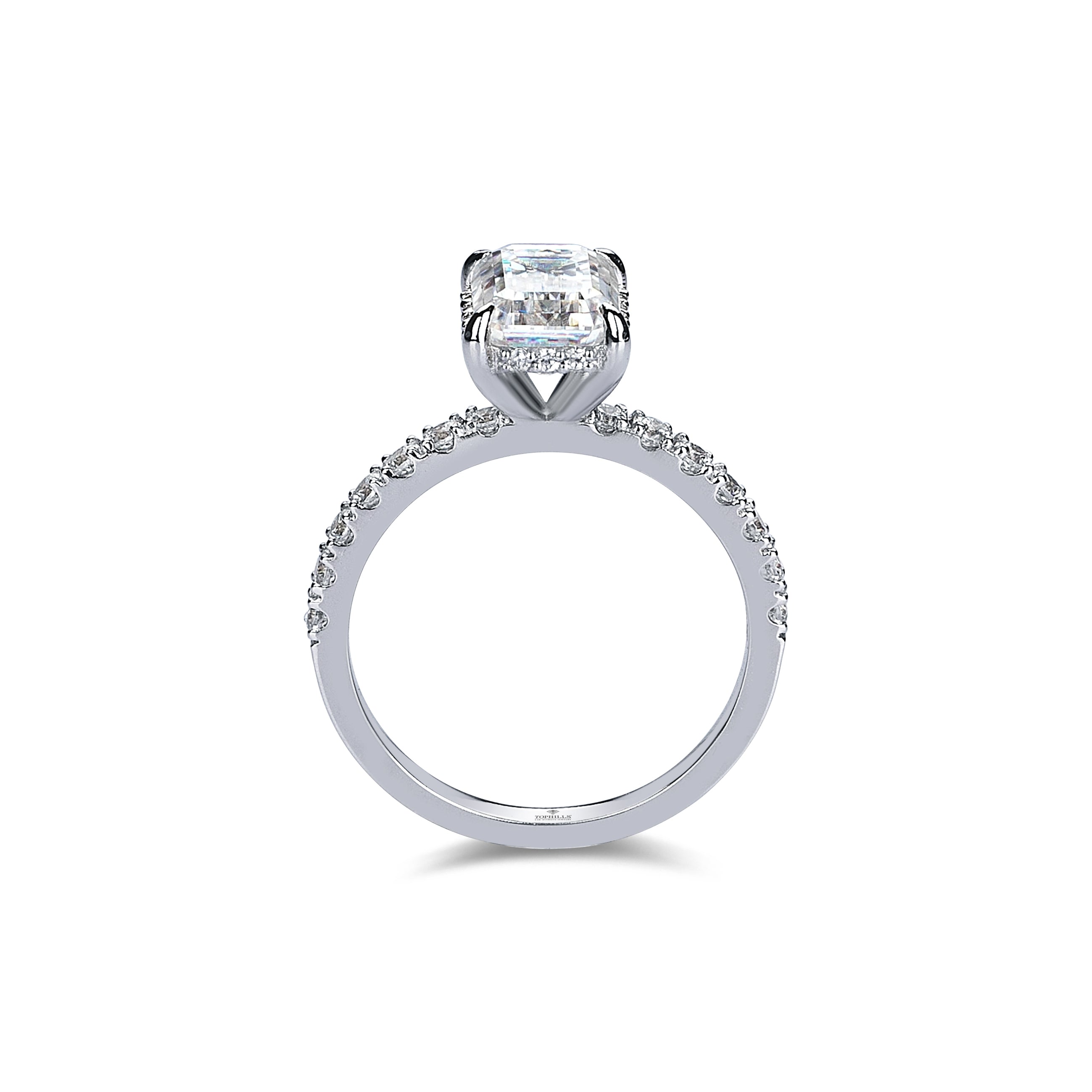 Yanları Taşlı Emerald Kesim Pırlanta Tektaş Yüzük Tophills