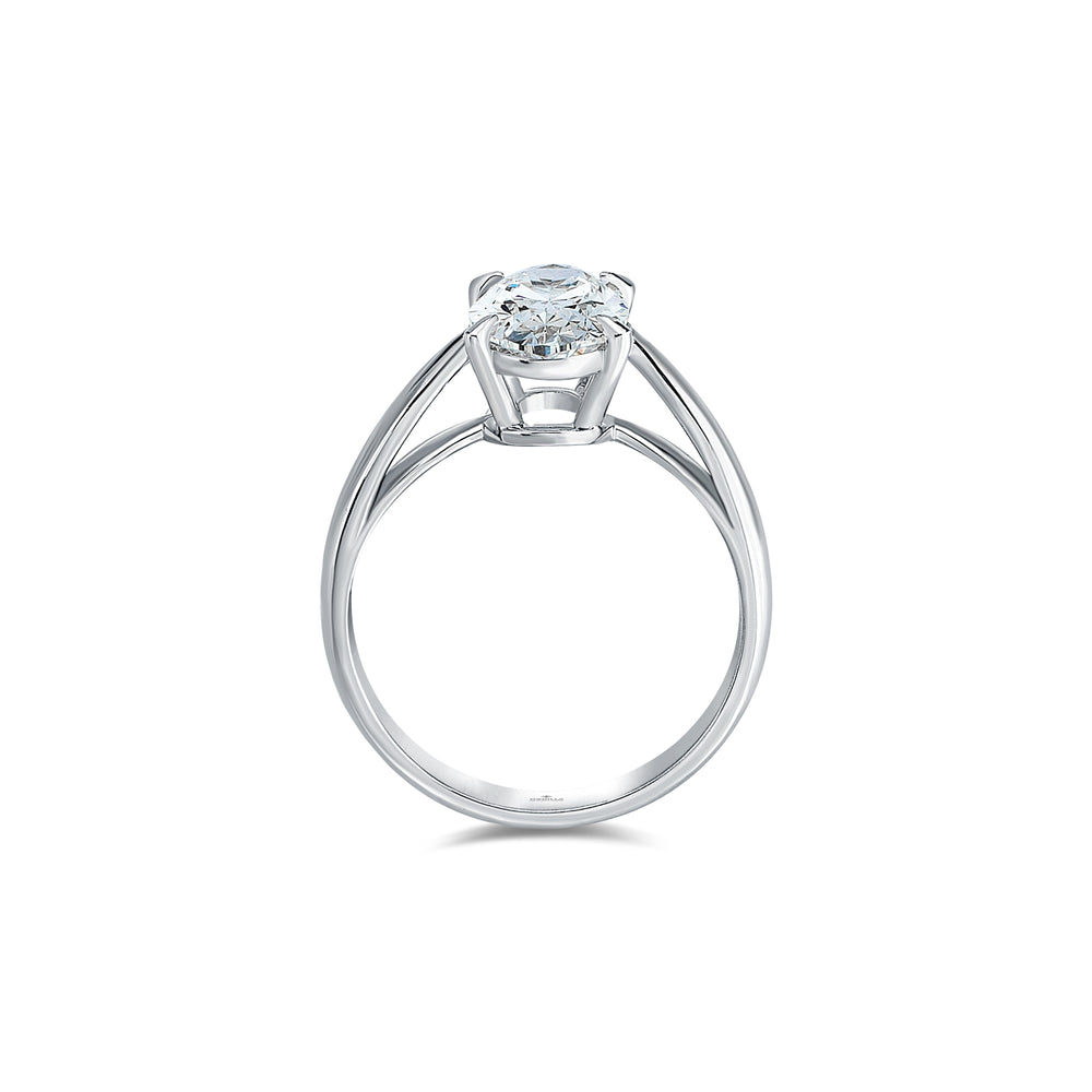 Lucidas Oval Pırlanta Tektaş Yüzük