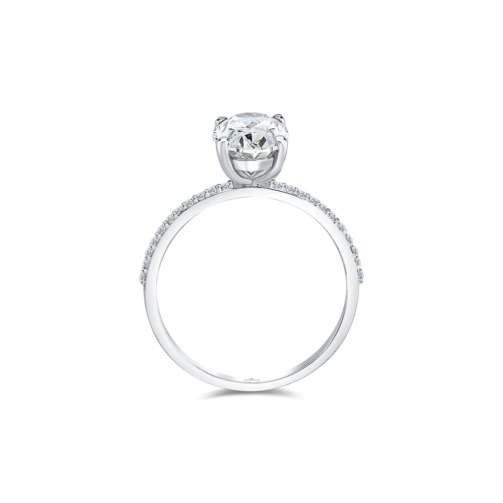 2 Karat Oval Diamond Tektaş Ring