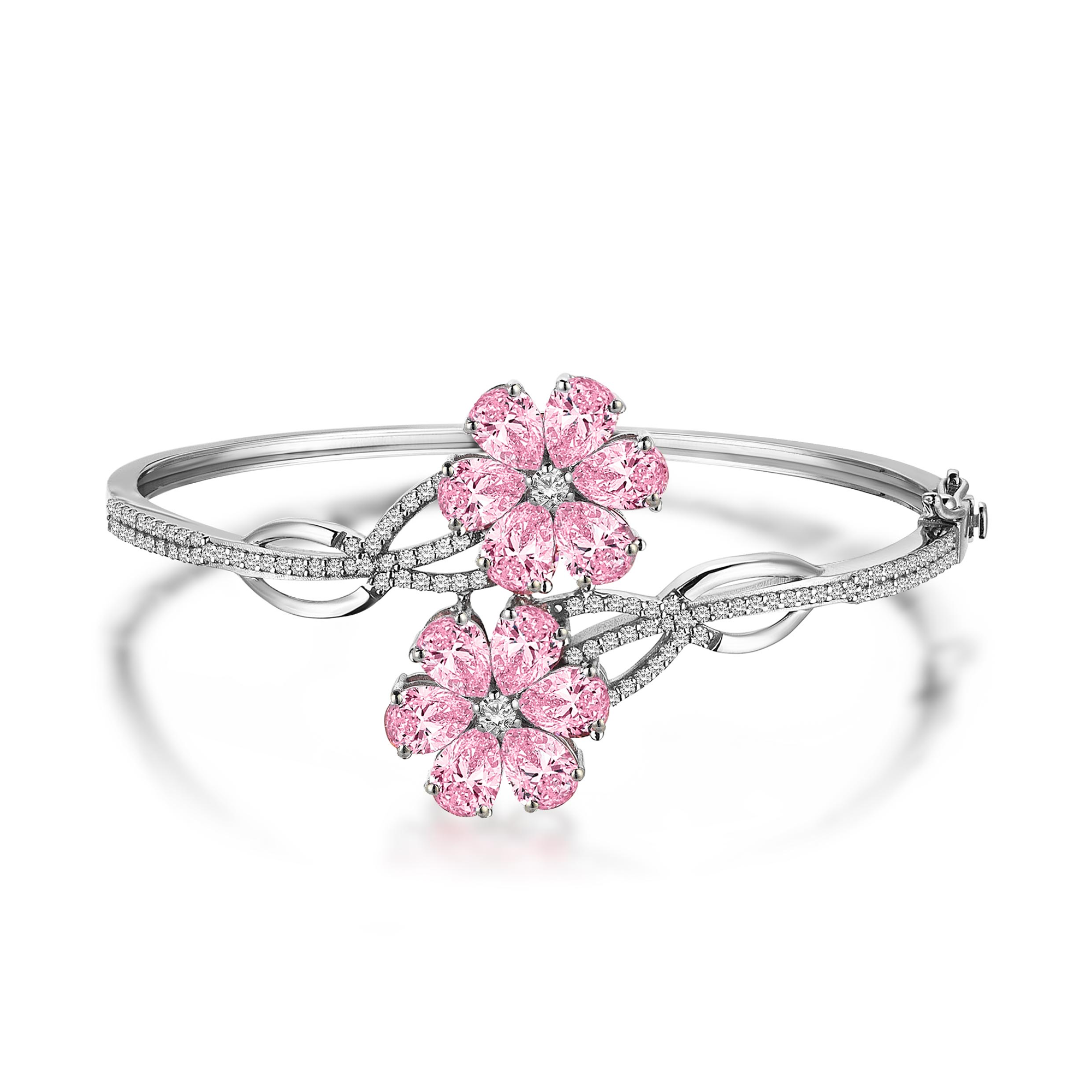 9 karat Diamond Hybrid Gold Magnolia Bracelet